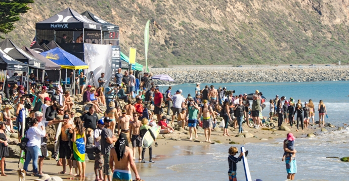 Grandstand and crowd at the Rincon Classic surf competition in Carpinteria, California on January 25, 2015.